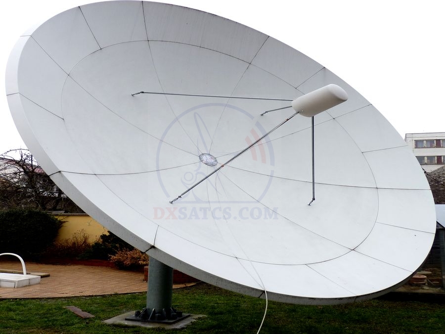 dxsatcs-com-x-band-reception-wgs2-60e-Installed-dish-secondary-radiant-prodelin-450-cm-02