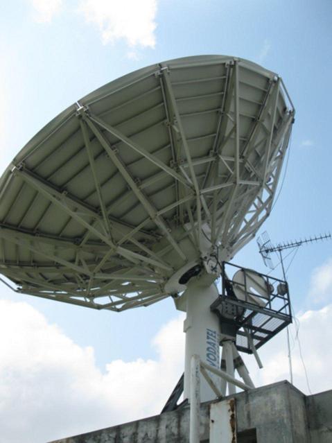 http://www.dxsatcs.com/content/mr-alberto-simao-macau-sarvertex-rsi-90m-cassegrain-antenna-quality-measurement-sakshi-tv-mp